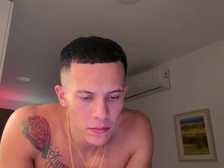 Duncan Collins webcam model stream image