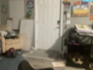 youngkubenski215 webcam model stream image