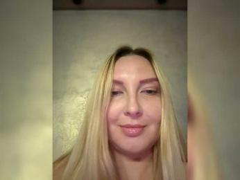 Hixan webcam model stream image