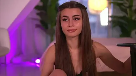 KaylaBray webcam stripchat model stream image