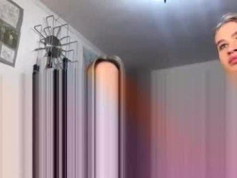 uvrays999 webcam model stream image