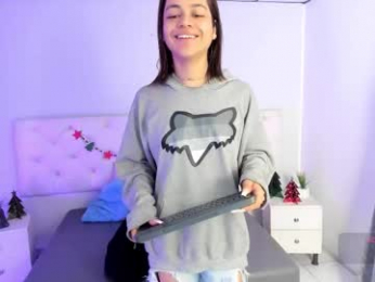 aron_cruz12 webcam model stream image