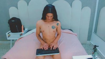 carol_lit webcam model stream image