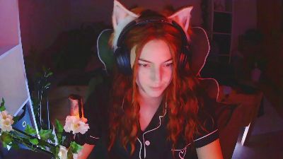 lovekiitsune webcam model stream image