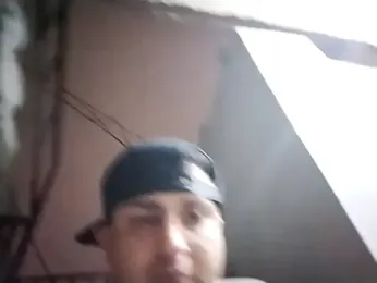 Mrandreuw webcam model stream image