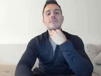 roberto4ever webcam chaturbate model stream image