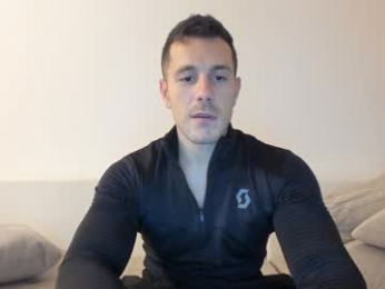 roberto4ever webcam chaturbate model stream image