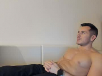 roberto4ever webcam chaturbate model stream image