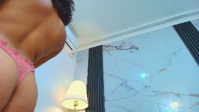 JulietaMills webcam cam4 model stream image