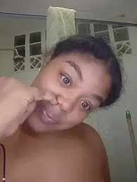 Emaa_Scot webcam model stream image