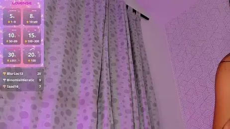 Selena_fox7 webcam model stream image