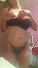 huurreeem3 webcam model stream image