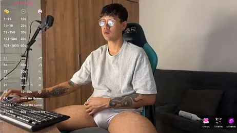 LeaneSeb webcam model stream image