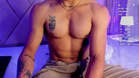 AkazaBoy_ webcam model stream image