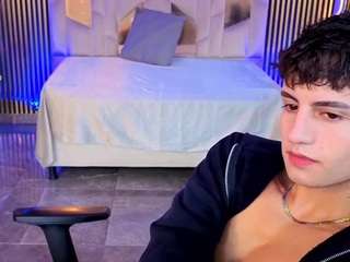 kyler-tay webcam model stream image