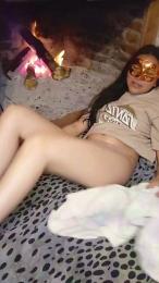 LaFlacaHot77 webcam cam4 model stream image