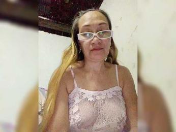 cherrywhite03 webcam bongacams model stream image