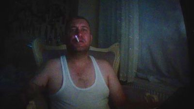 Ringless webcam model stream image