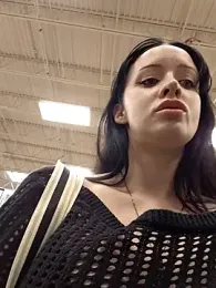 EVILYN webcam model stream image