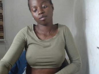 Sluttykittyx webcam model stream image