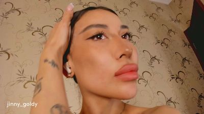 Jinny_gold webcam model stream image