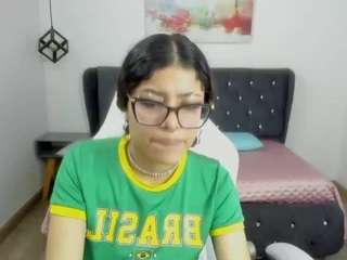 issaa-tyler webcam model stream image