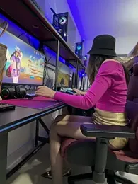 Lucky-cat88 webcam stripchat model stream image