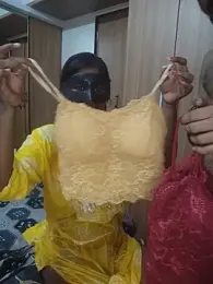 Laiba_Sugar webcam stripchat model stream image