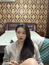 zhenzhen666 webcam model stream image