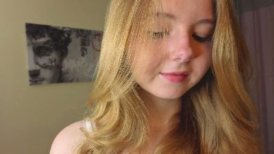 HolleyGeyman webcam model stream image