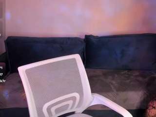 delora-romano1 webcam model stream image