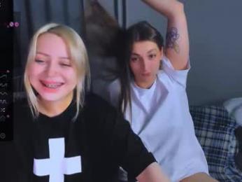 monalauu webcam model stream image