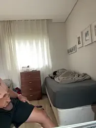 LoboCachorro webcam model stream image