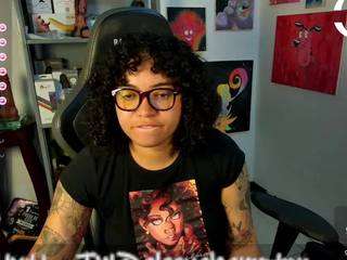 alesyahampton webcam camsoda model stream image