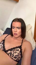 mak_19099 webcam model stream image