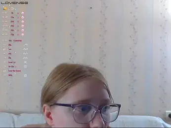 LustfulSarah webcam model stream image