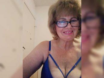 MoonGoddess webcam model stream image