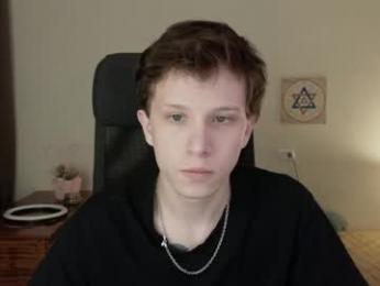 artycropp webcam model stream image