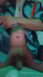 Offwhiteclouds webcam model stream image