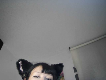 Kikuri-hime webcam model stream image