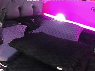 cute-enderlyn21 webcam model stream image