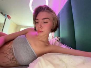 LisaaaAlisa webcam model stream image