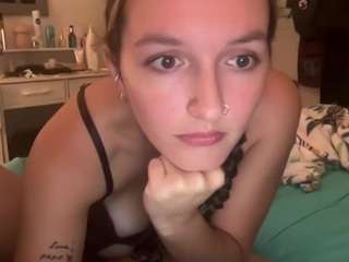 xoxomandi webcam model stream image