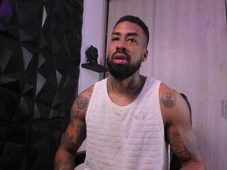 Ostin Daniels webcam model stream image