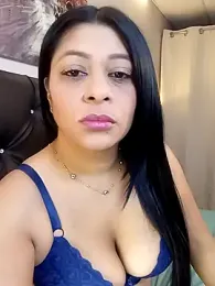 Lashmy111 webcam model stream image