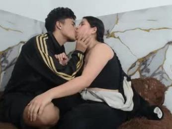 saraandthomas webcam model stream image