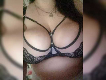 Xo4y-SeX-TpaX webcam model stream image