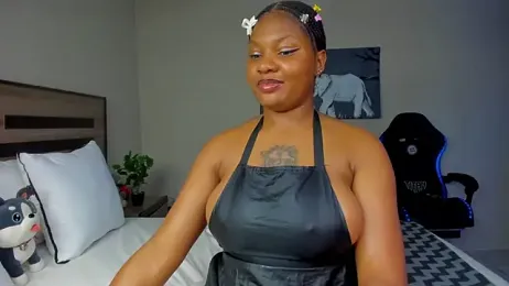 Renee-18 webcam model stream image