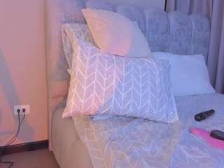 ashlye-stone webcam model stream image