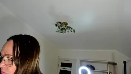 Vika73 webcam model stream image